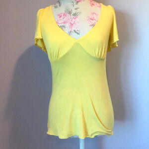 ruth Tees Short Sleeve yellow top Size Medium